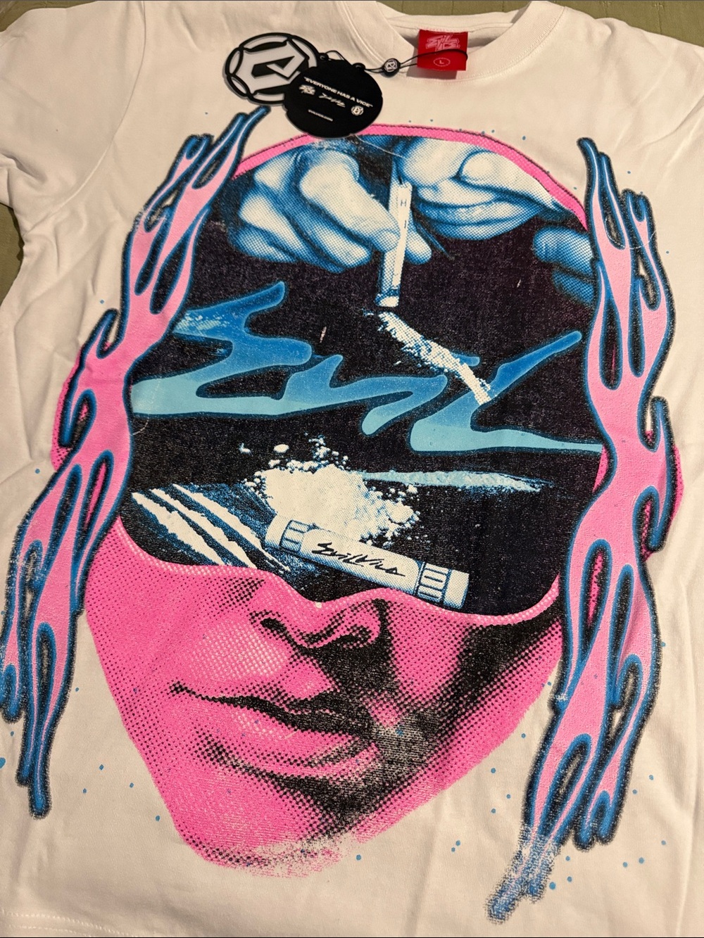 Evil Vice  red tag Graphic T-Shirt with neon Design size L NWT